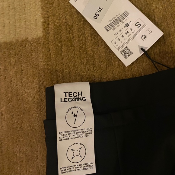 Zara Tech Leggings in black with a white stripe. Zip bottom. Size Small NWT - Picture 3 of 5